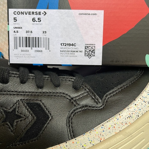 Converse WMNS 172194C
WEAPON CX MID
BLACK/CLOUD CREAM/LIME TWIST
Sneakers - Picture 16 of 16